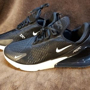Mens Nike air max 270 size 12.0